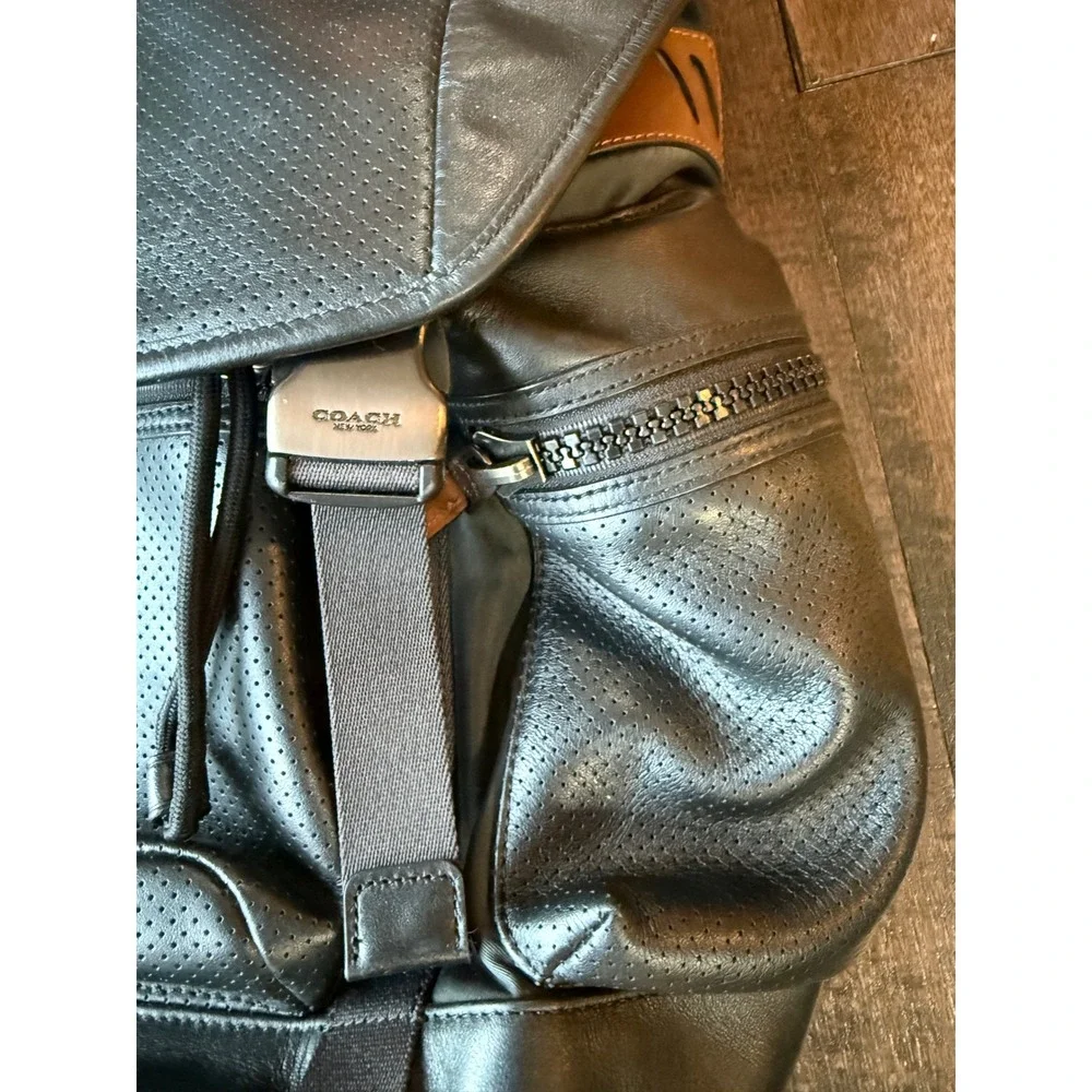 Coach Terrain Trek Backpack Large Black Perforated Leather Excellent F57477 Men